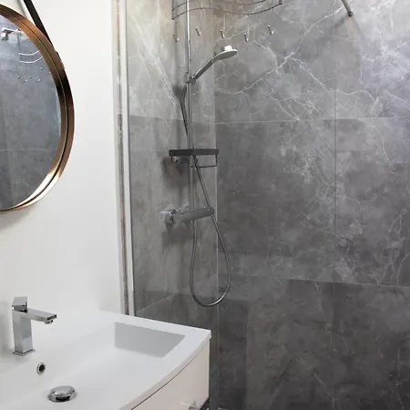 Cosy Vieil Apartment Antibes